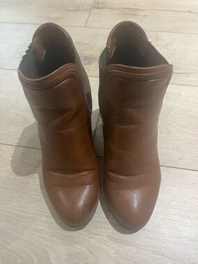 Call It Spring Women's Tan Brown Leather Ankle Booties, size 37